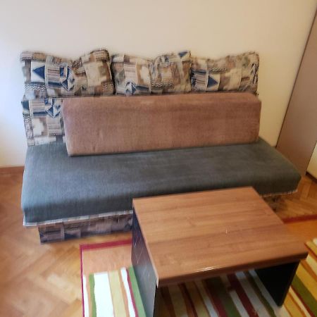 Private Cozy Room 1 With Shared Kitchen In Appartment, Downtown Belgrad Exterior foto