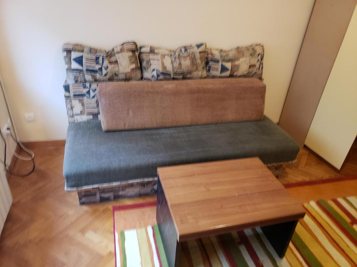 Private Cozy Room 1 With Shared Kitchen In Appartment, Downtown Belgrad Exterior foto