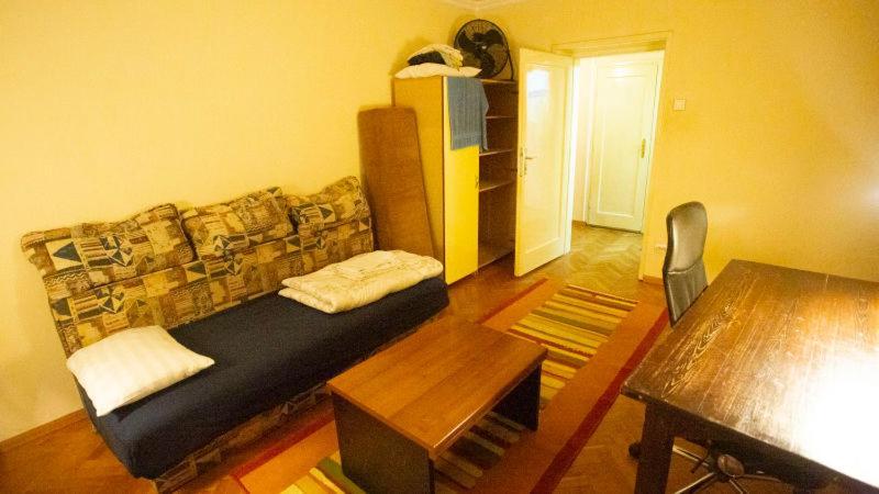 Private Cozy Room 1 With Shared Kitchen In Appartment, Downtown Belgrad Exterior foto
